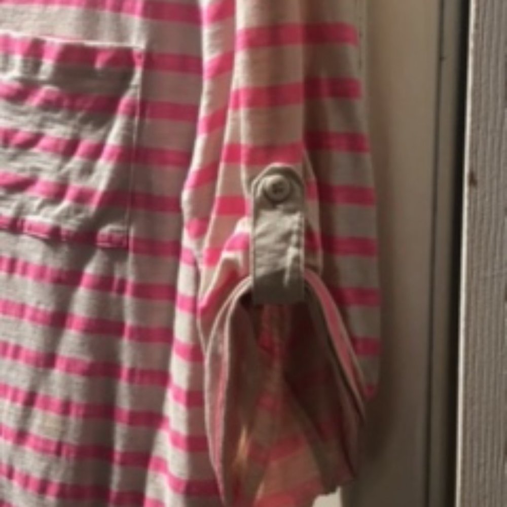 Banana Republic pink and white striped Tall XL short sleeve shirt - Picture 2 of 4